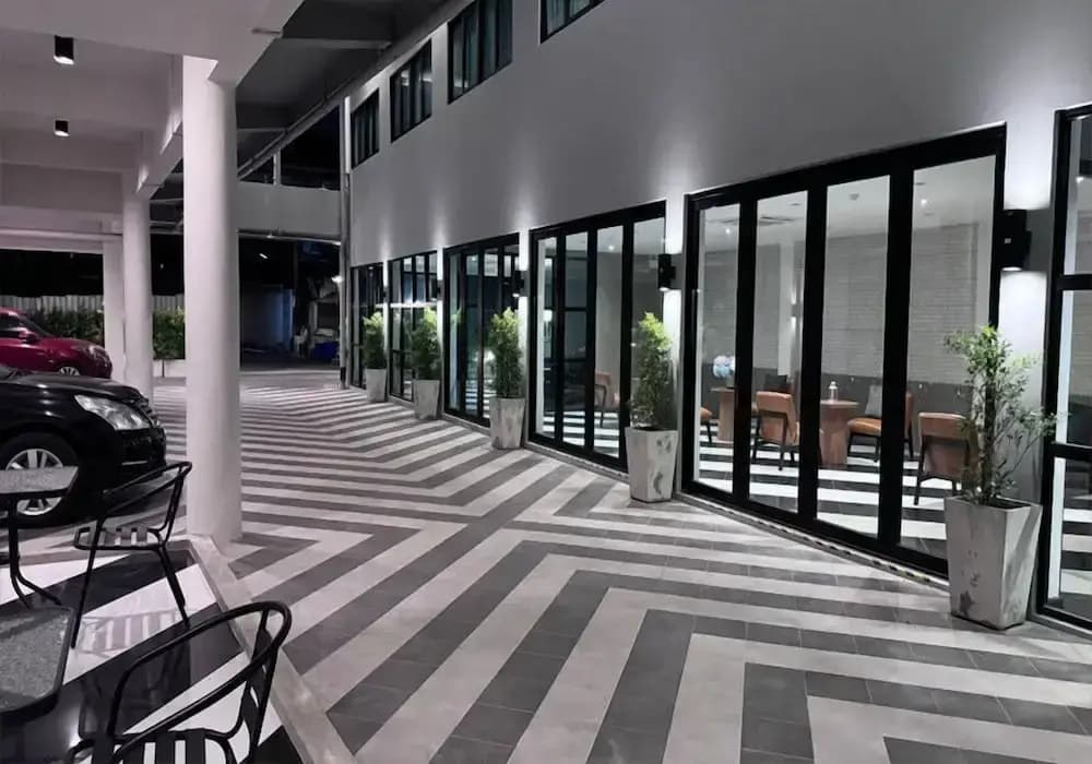The Kite Hotel Bangkok - photo 38