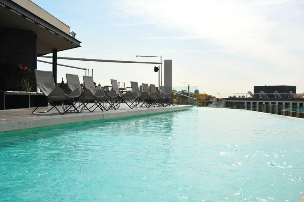 B-Hotel - photo 20