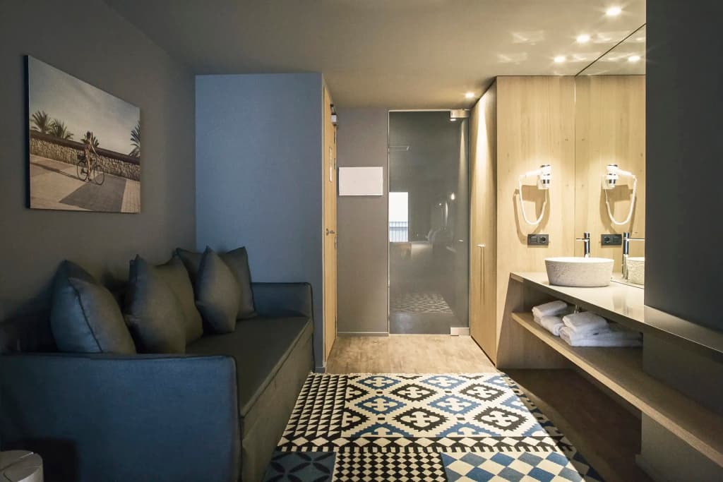 Uma House by Yurbban Trafalgar - photo 4