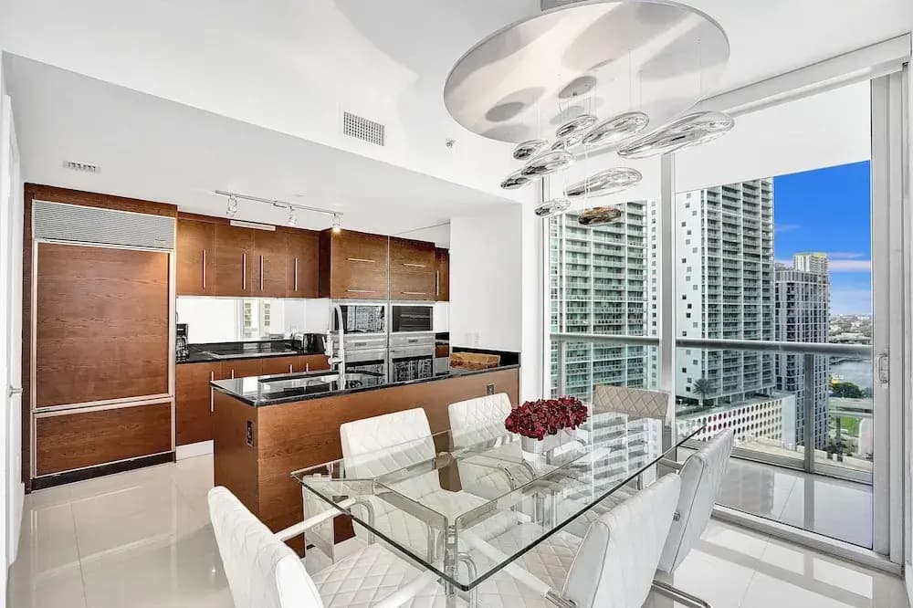 LUXURY W HOTEL BRICKELL 2BD, Miami - photo 13