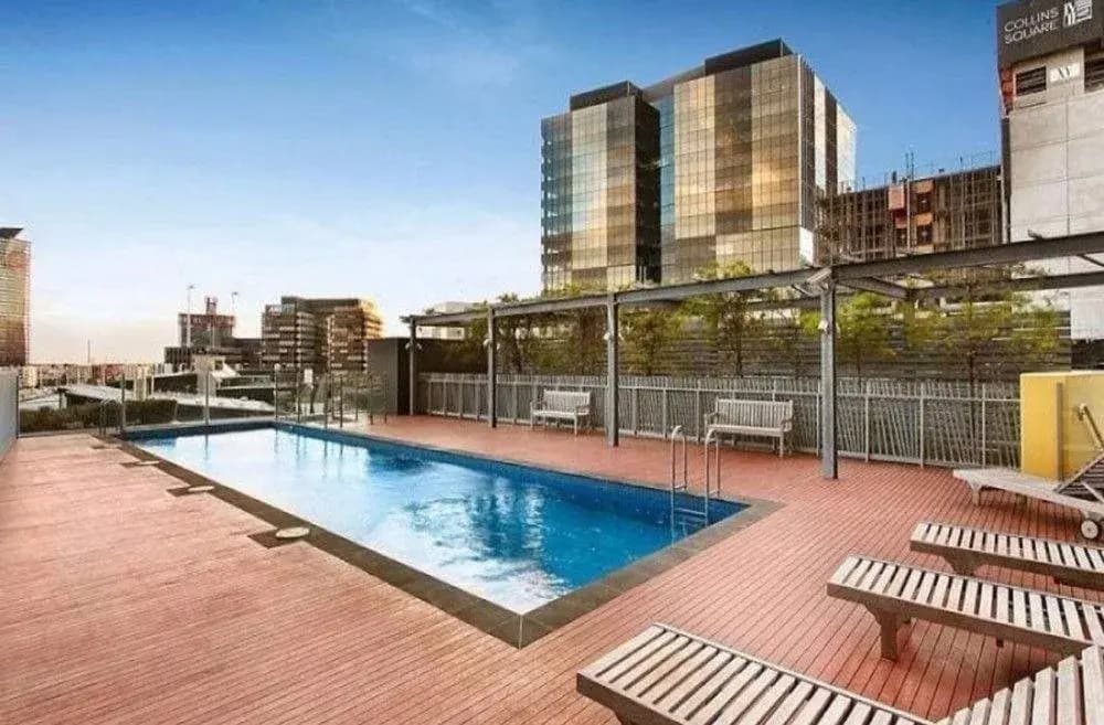 Mccrae At Docklands - photo 8