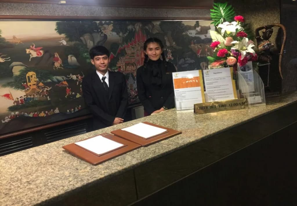 The Niran Grand Hotel - photo 20