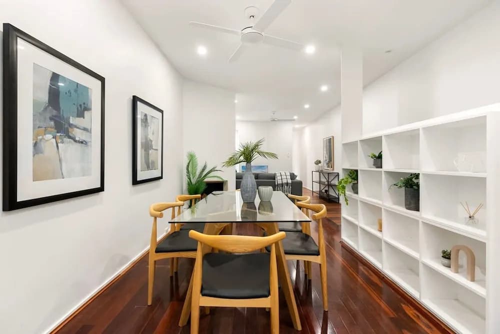 Bright Central Darlinghurst - photo 10