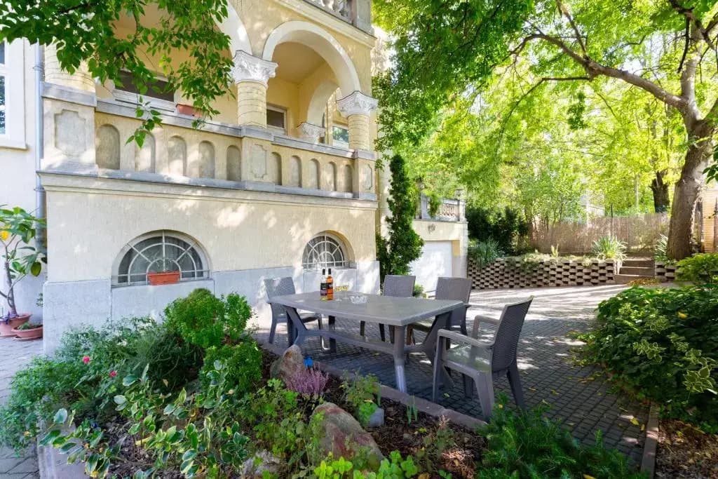 CityPark Villa Flat - photo 2