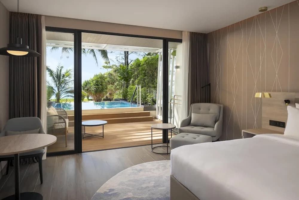 Radisson Blu Resort, Phuket Mai Khao Beach - photo 10