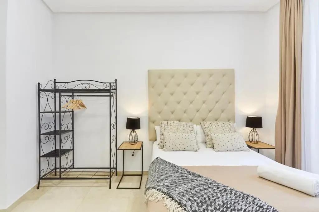 LEEWAYS APARTMENT VI in GRAN VÍA - photo 4