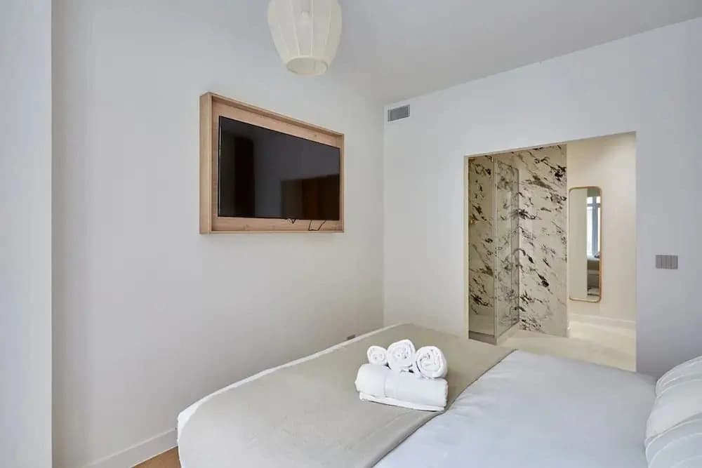 Sublime Flat in the Centre of Paris-montorgueil - photo 3