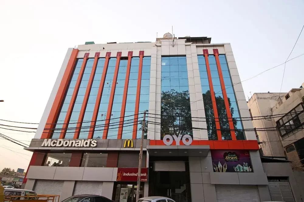 OYO Flagship 737 Paschim Vihar - main photo
