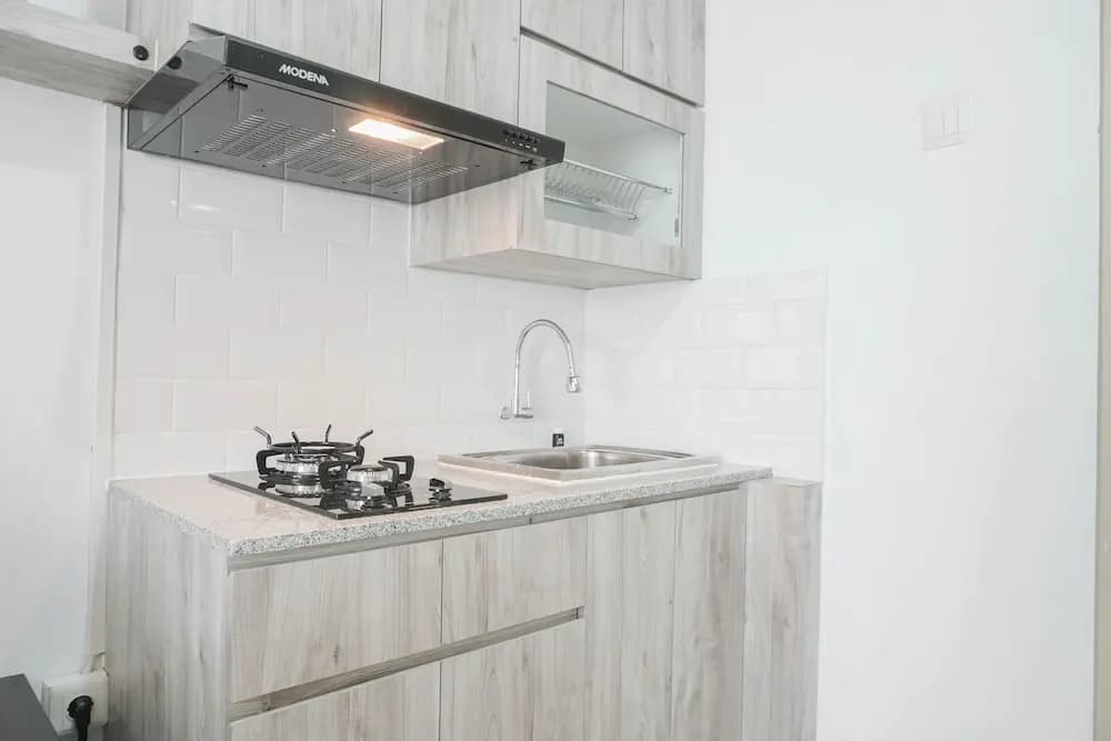 Nice And Comfy Studio At Amethyst Apartment - photo 17