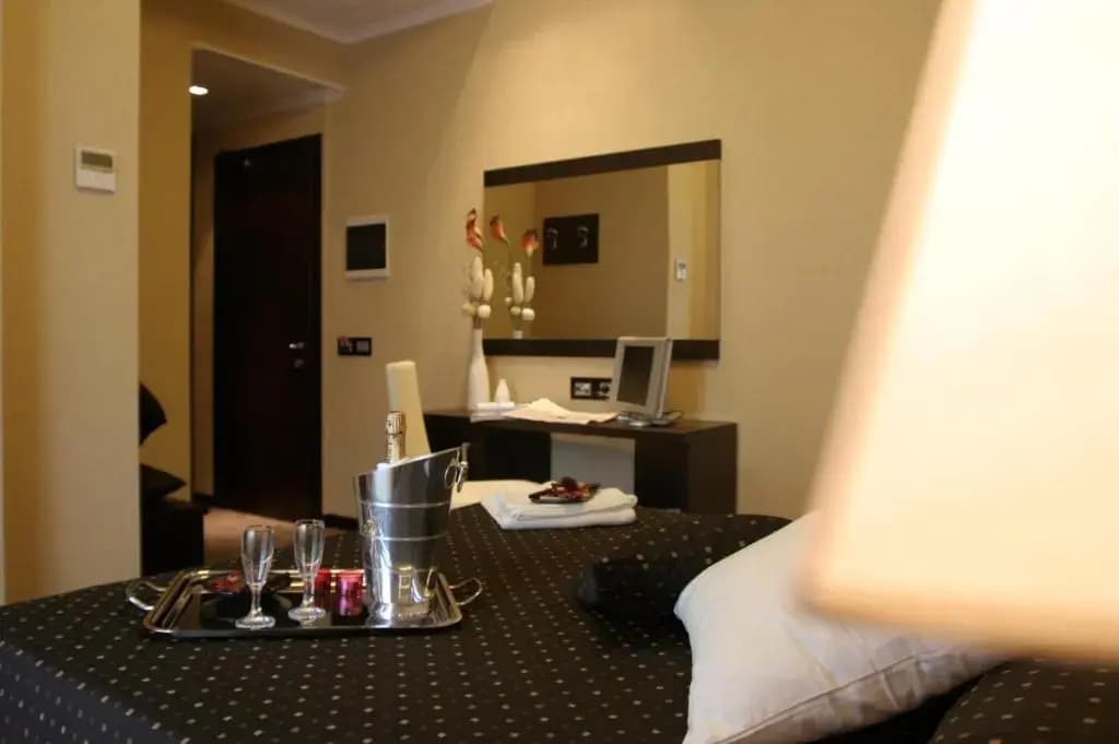 Hotel Latinum - photo 21