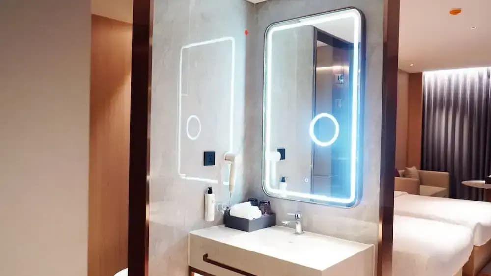 Elong Hotel Jakarta PIK - photo 10