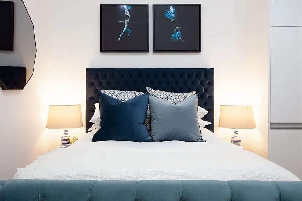 Chic and Characterful Studio Apartment - photo 2