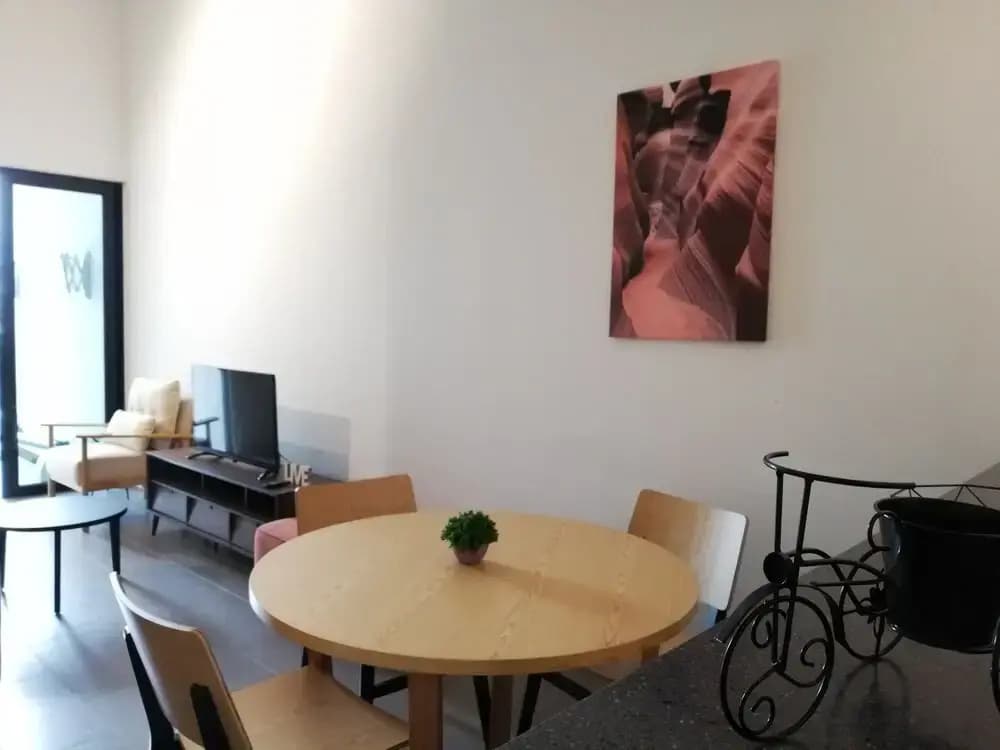 The Establishment Suite by De Space - photo 15