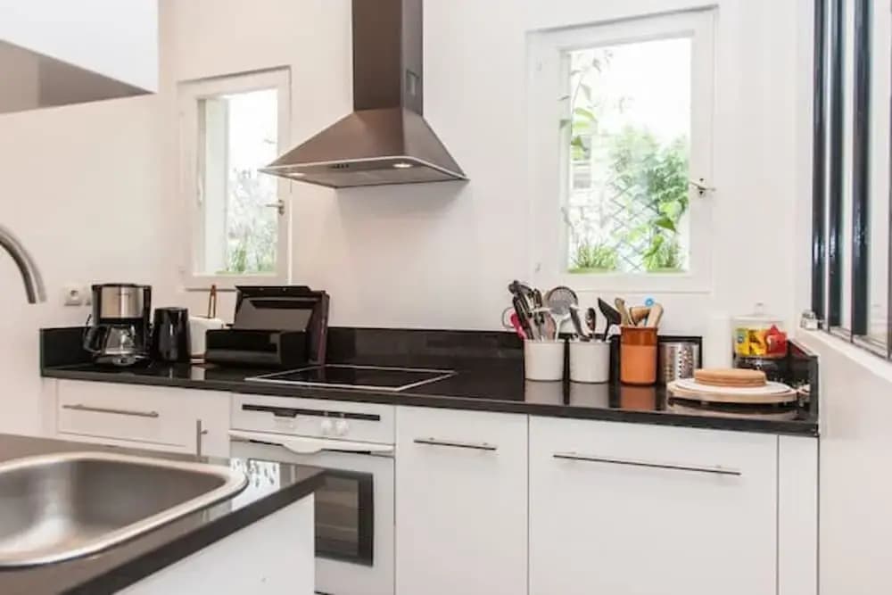 House With 4 Bedrooms in Paris, With Wifi - photo 18