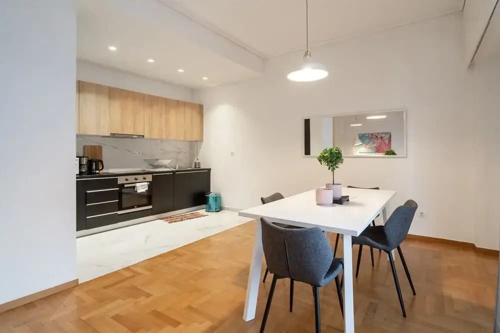 Zan Moreas Beautiful Apt in Koukaki - photo 14
