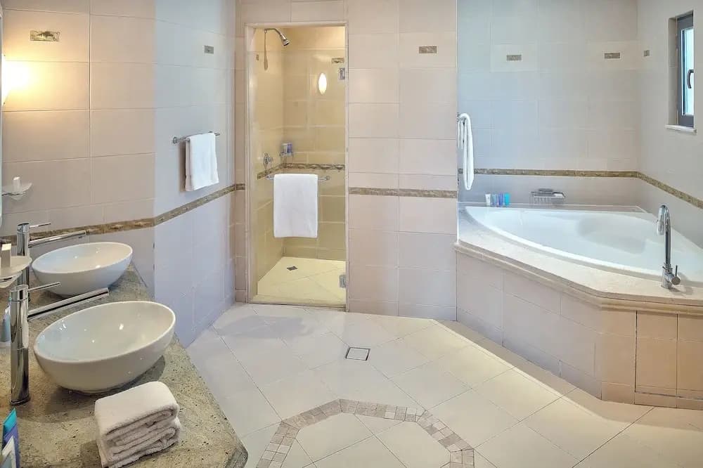 Dream Inn Dubai - Palm Villa Frond M - photo 9