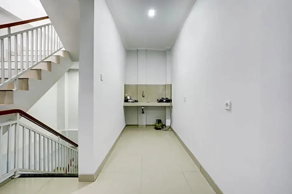 OYO 90671 Petanu Residence - photo 13