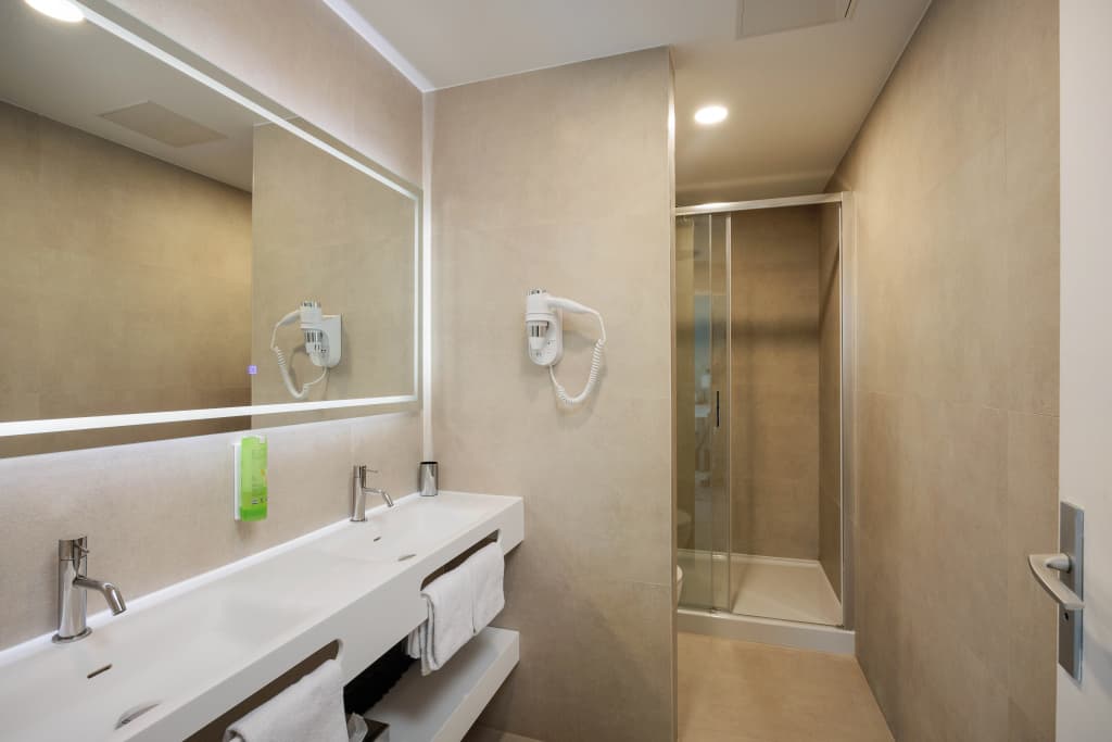 Hotel Byakko Nice - photo 28