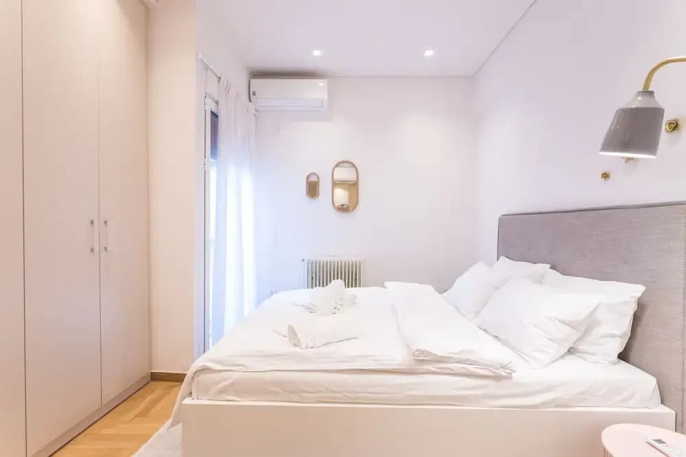 QuietFlat 4th Flr HiEnd 1bdr - photo 4