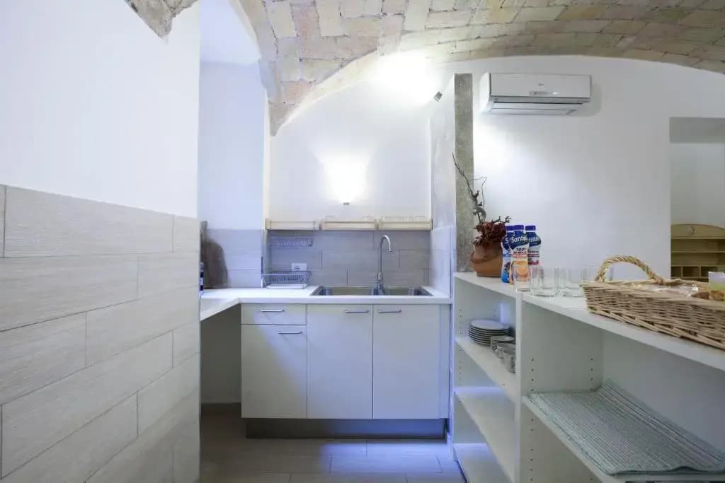 Sant Angelo Guesthouse - photo 6