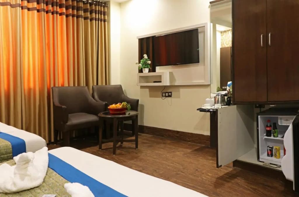 Hotel Mannat International - photo 49
