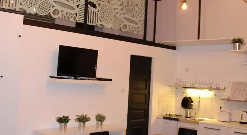Big City Life Apartments - main photo