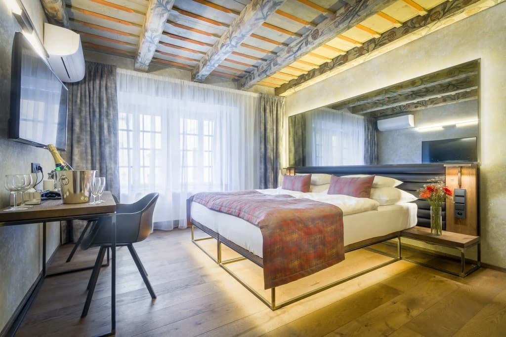 Waldstein Hotel - photo 4