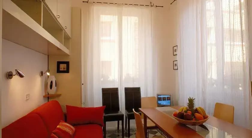 Rome Accommodation Porta Portese Apartment - photo 3