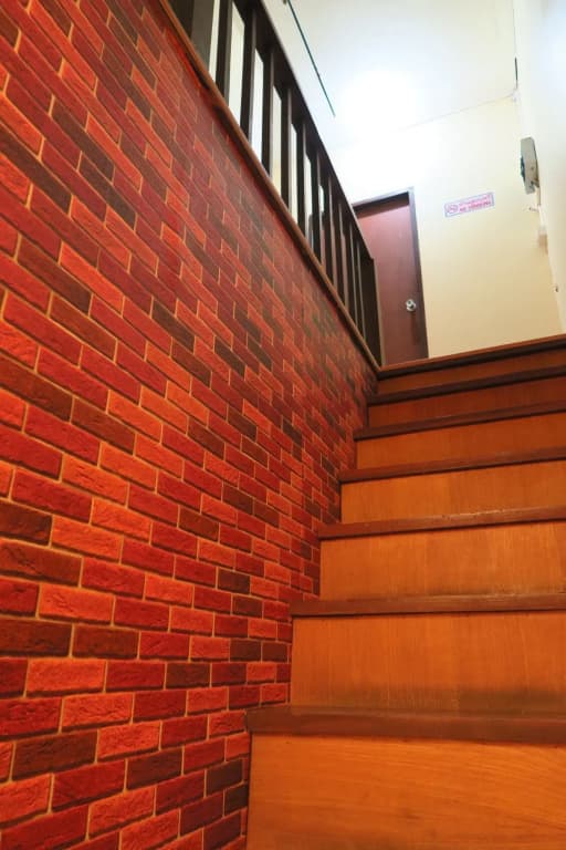 Red Lips Hostel - photo 12