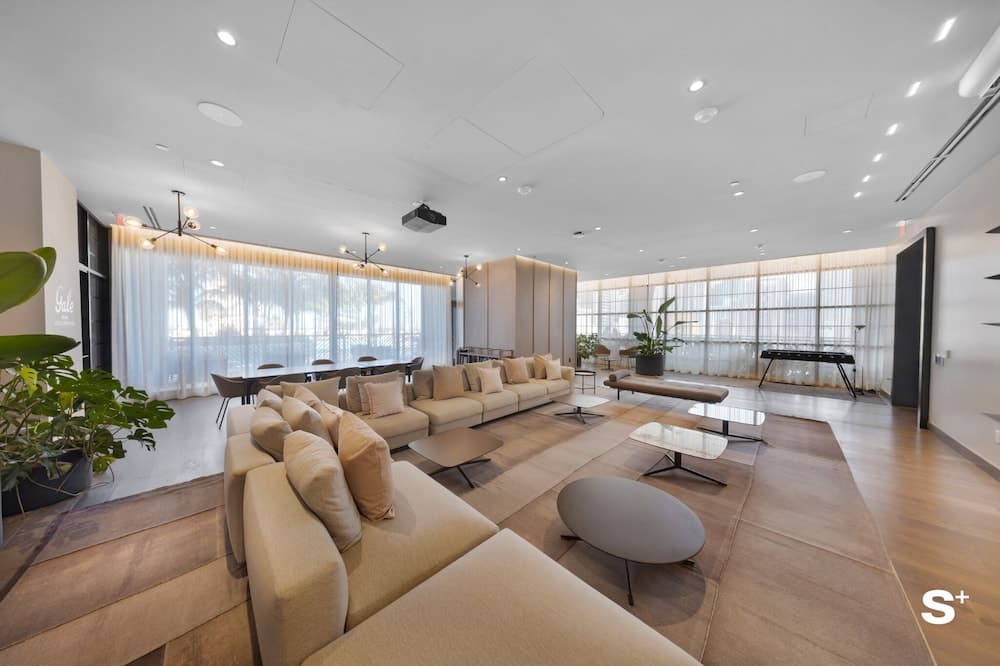 Luxury Studio in DTW Miami - photo 10