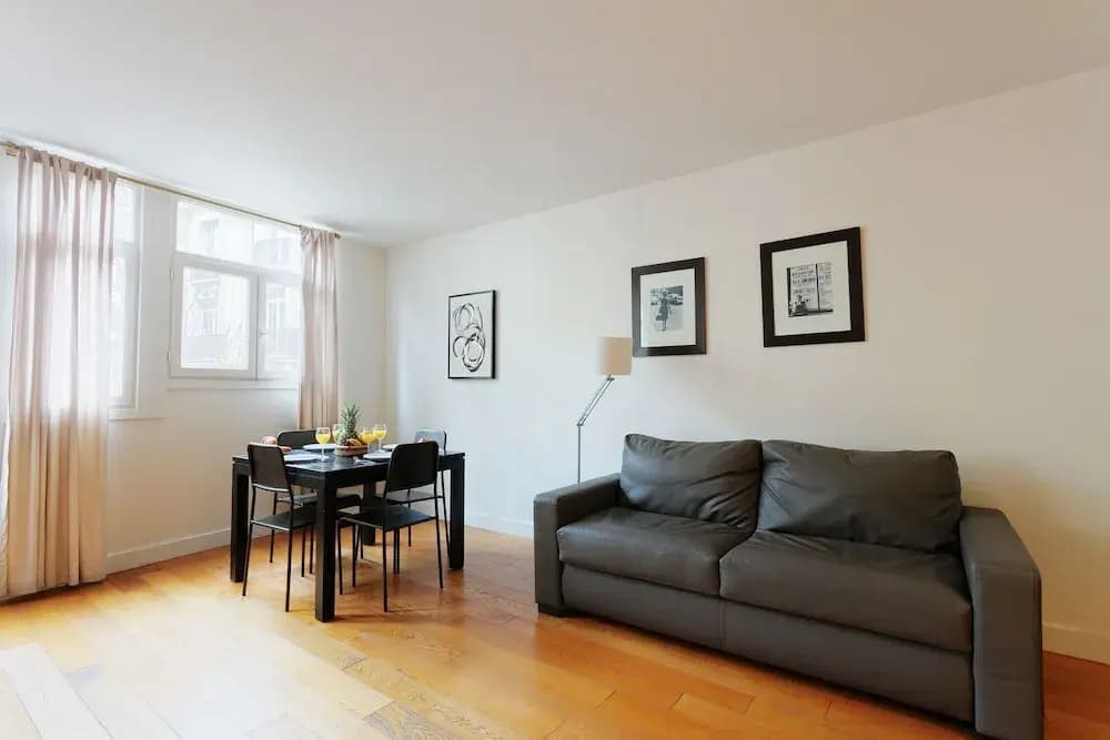 Parc Monceau - Courcelles Apartment - photo 2