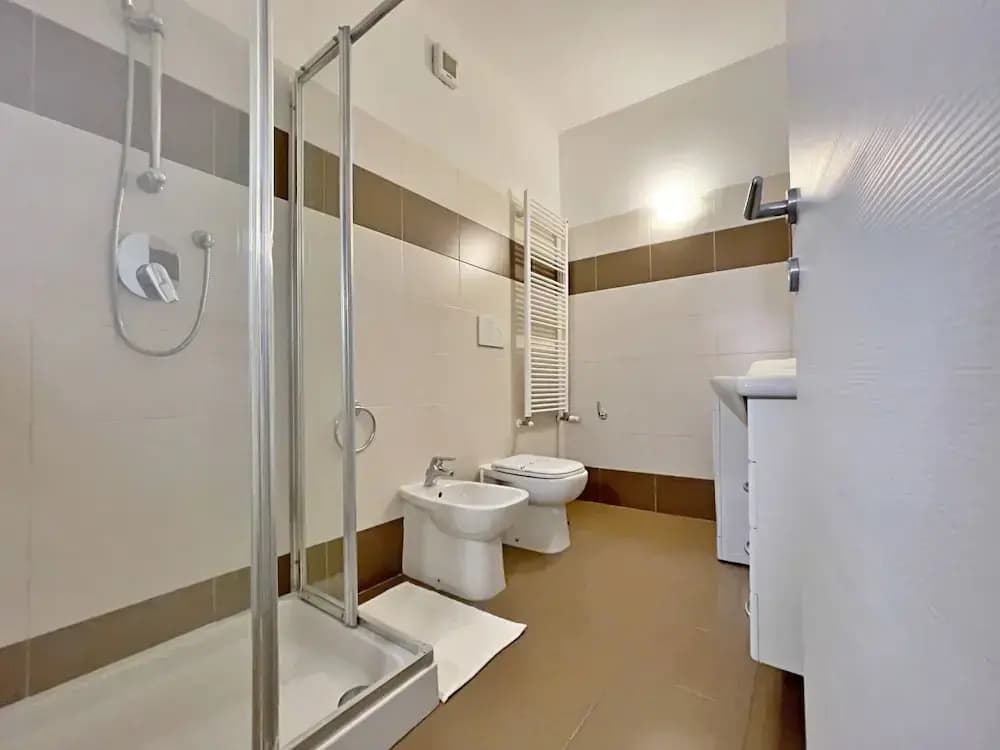 Cozy Apt With Gym & Parking, Milan - photo 7