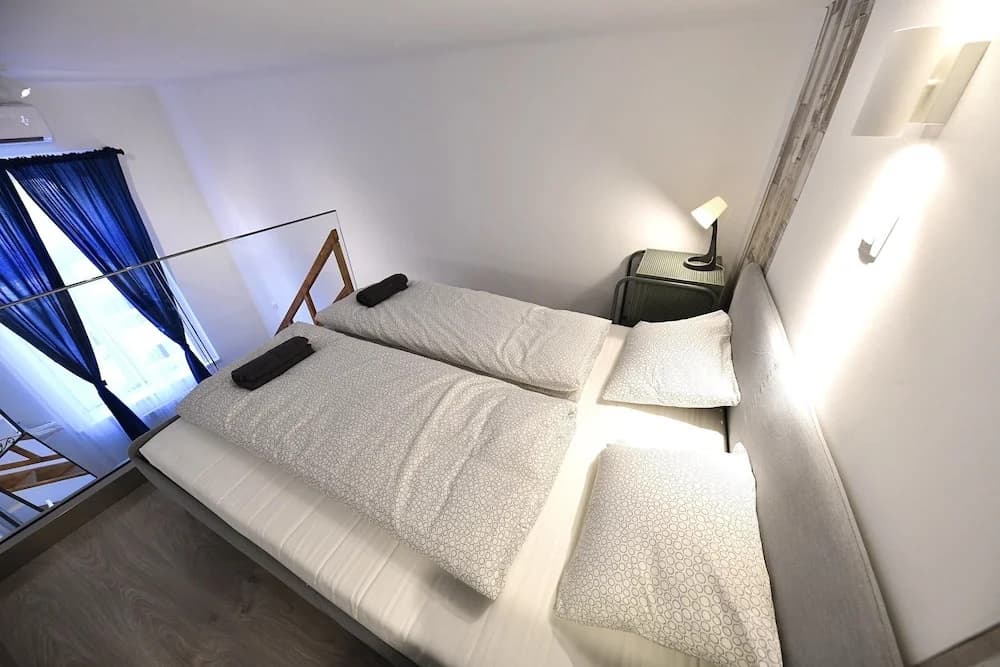 Cosy two bedroom flat in Rottenbiller str, Sky - photo 2