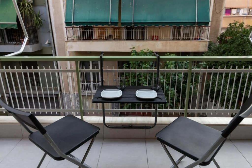 Luxury apartment 10’ from the center! - photo 13