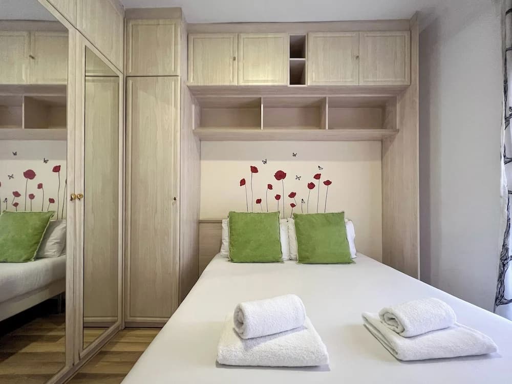 Stay U-nique Apartment Sardenya II - photo 3