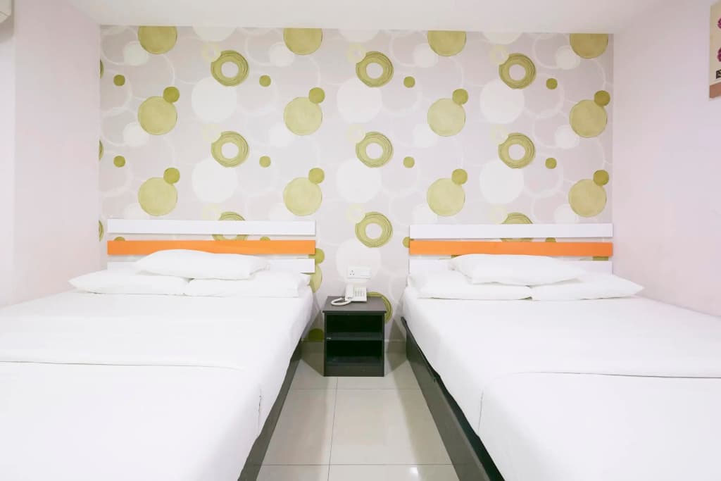 Orange Hotel Kuala Pilah - photo 3