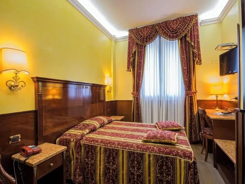 Hotel Vittoria - photo 5