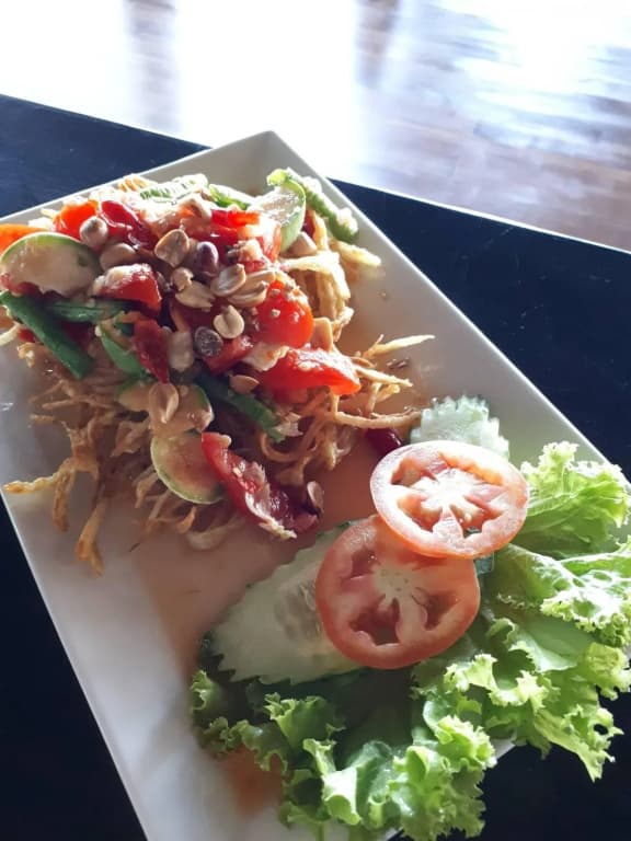 Salad Hut - photo 6