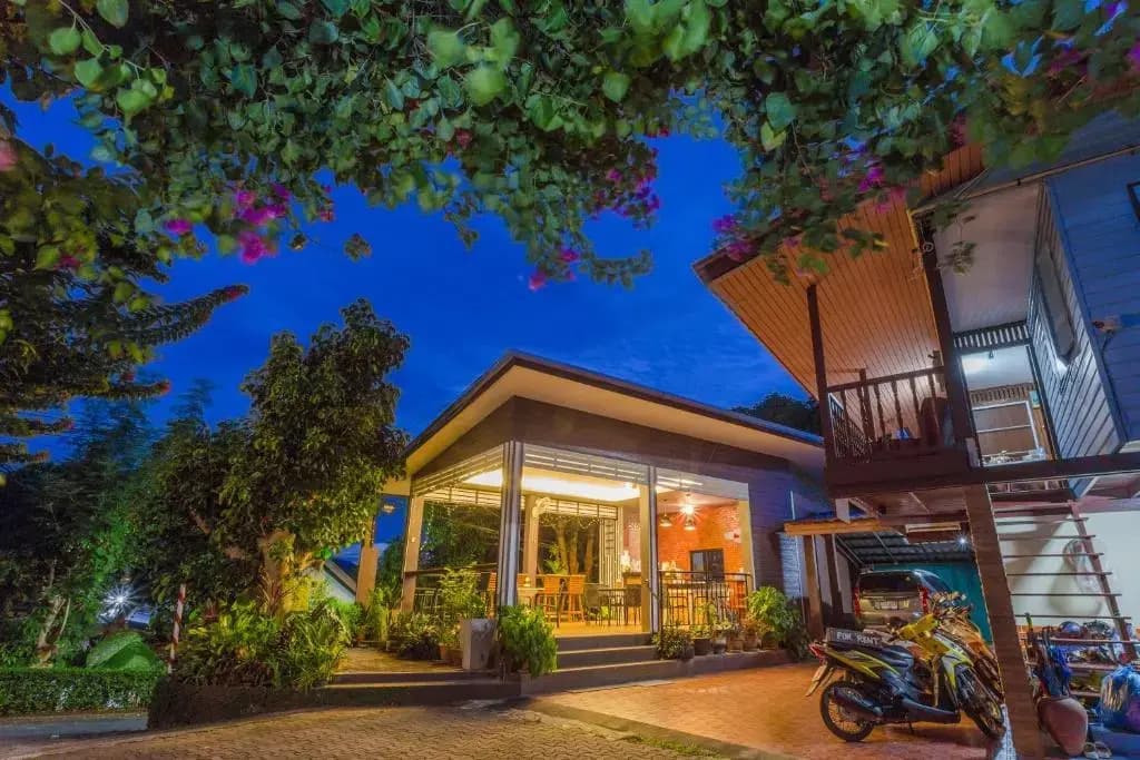 Fantasy Hill Bungalow - photo 12
