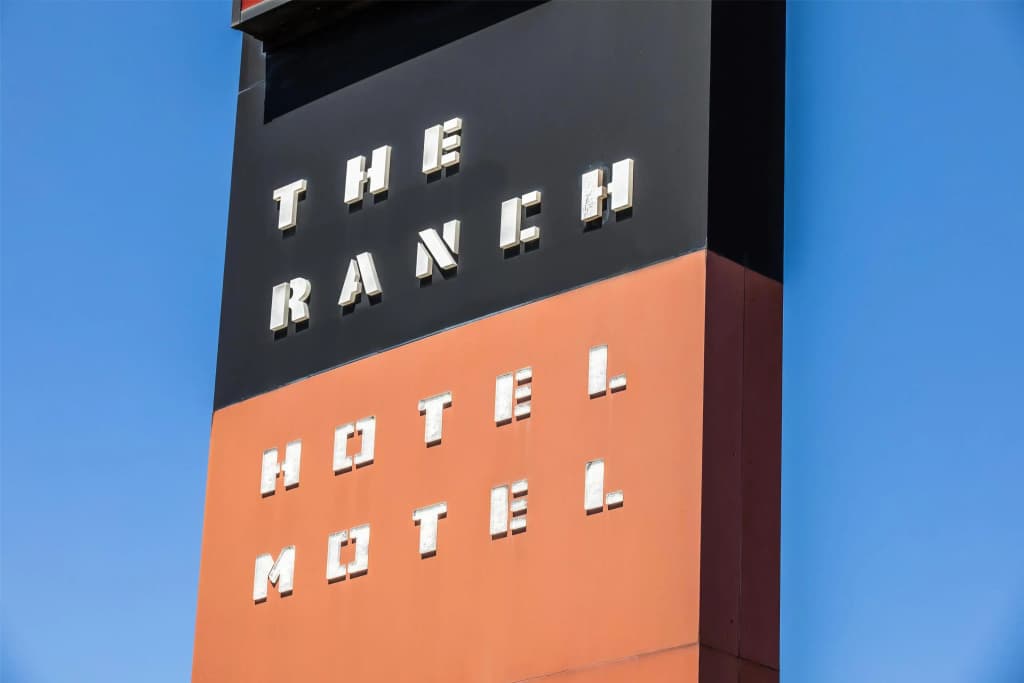 Nightcap at the Ranch Hotel - photo 1