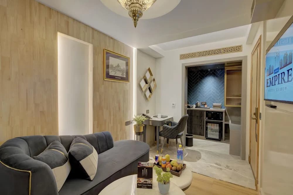 Empire Platinum Suites - photo 3