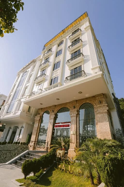Vincent Halong Hotel - main photo