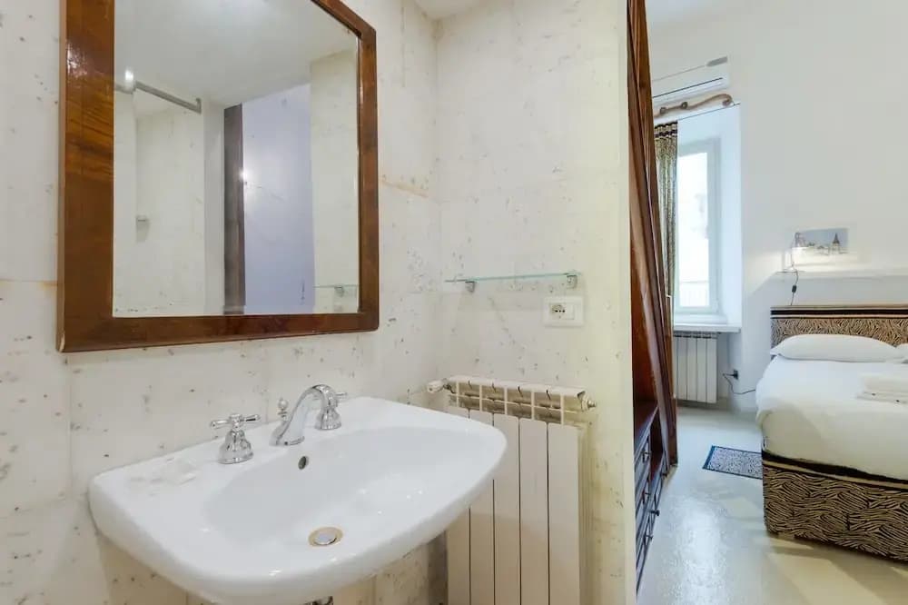 Farnese Stylish Apartment - photo 8