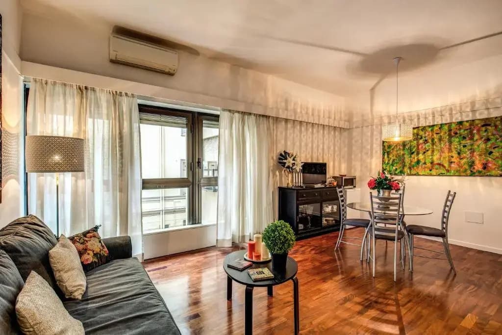 Lovely nest in Prati district - photo 3