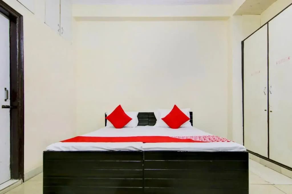 OYO Flagship 80561 Hansa Residency - photo 3