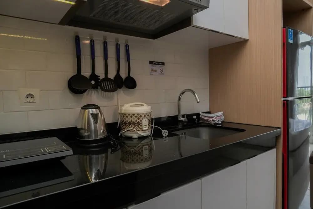 Pool View Studio Apartment Ciputra International - photo 16