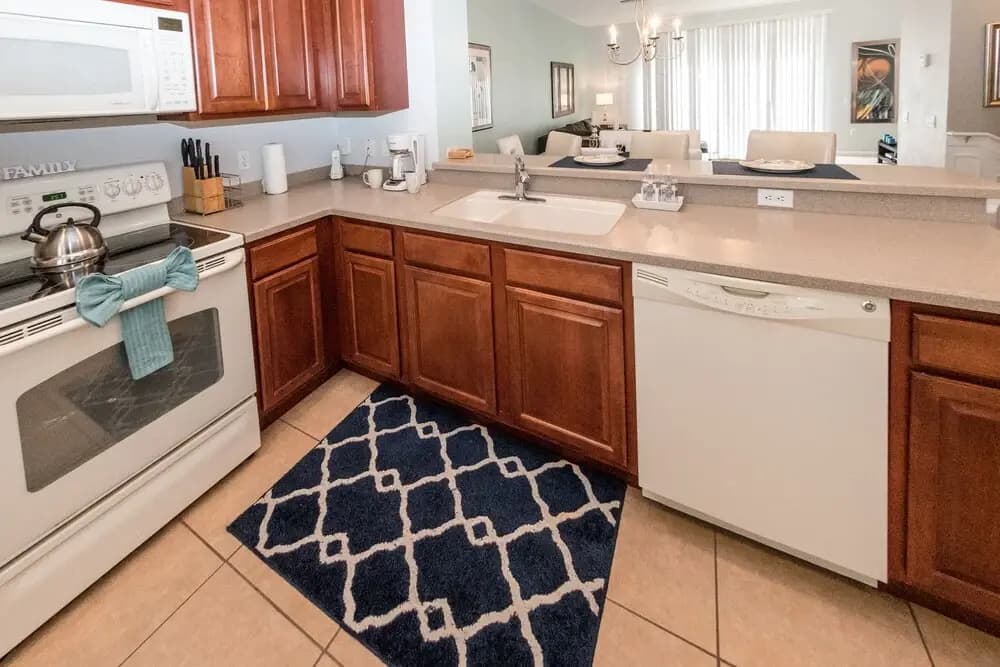 Luxury Townhome 3 Bedroom Condo by Redawning - photo 29