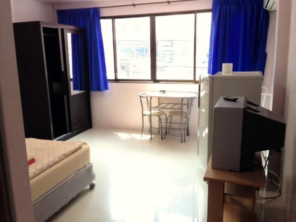 Friendly Guesthouse - photo 5