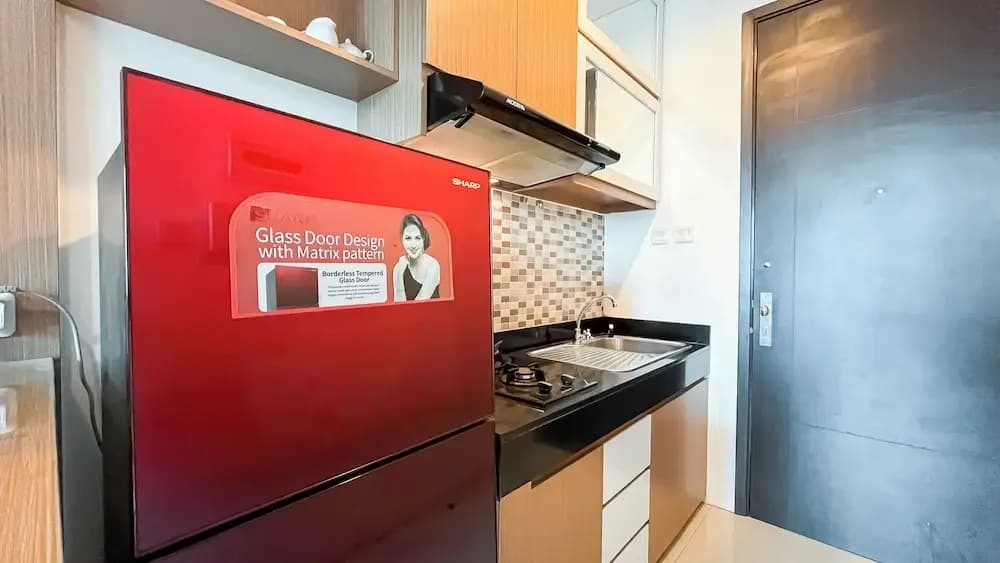 Spacious 2BR Apartment at GP Plaza - photo 14