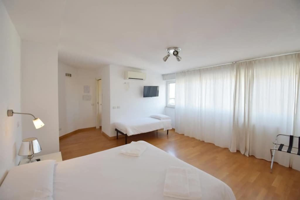 Guesthouse 2012 - photo 5